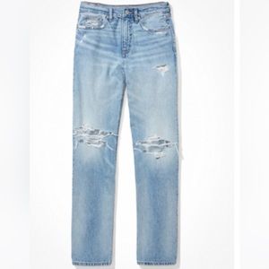 American Eagle Low Rise Baggy Jeans. Size 16 short.